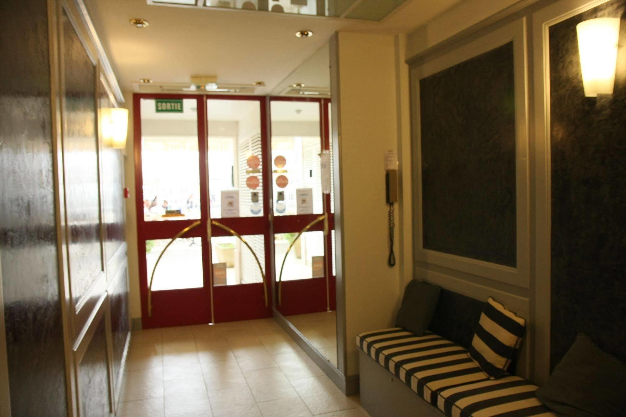 Hotel Du Port Saint-Martin-de-Ré Exterior foto